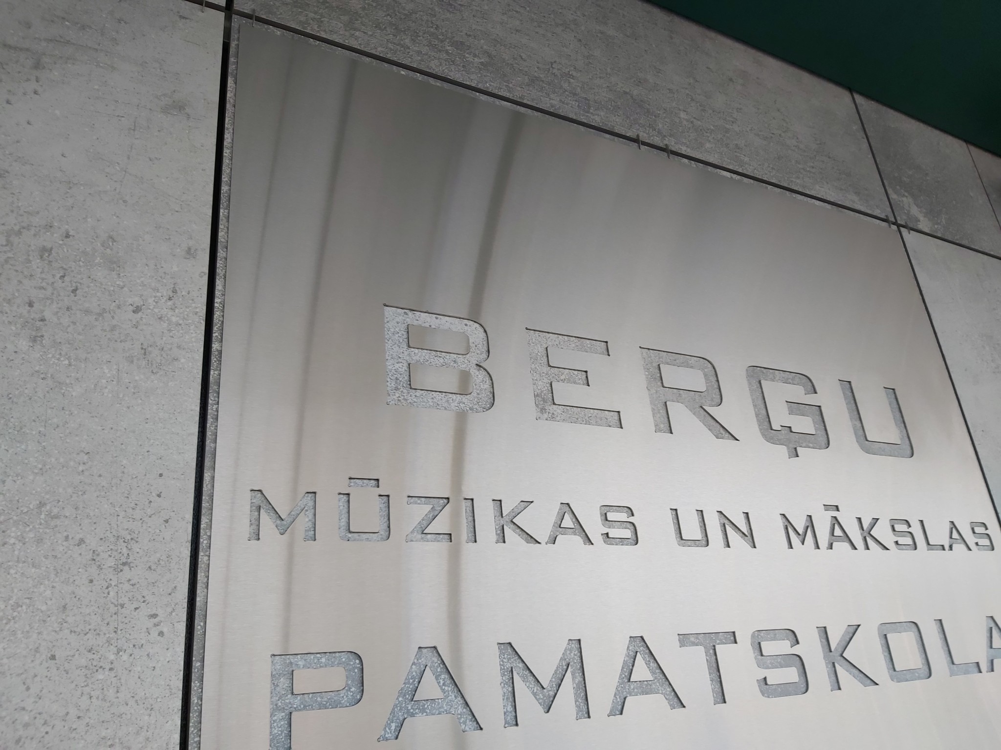 dekorativi nerusejosa terauda burti 77